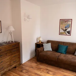 Appartement Place Des Cordeliers, Dinan